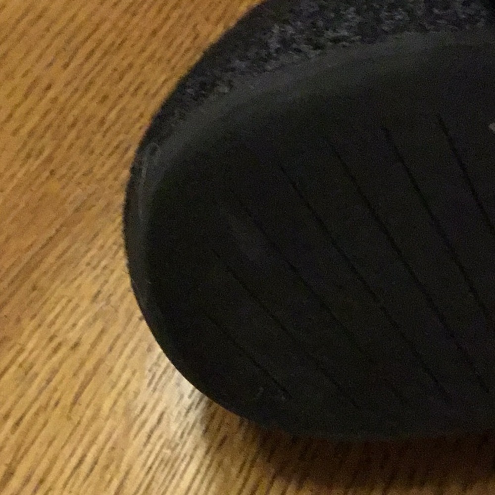 Woman’s allbirds wool Breezers dark charcoal. Size 7.5. Barely worn! Soft! - Picture 8 of 8